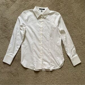 Paperwhite ~ White on White Fitted Button Down Shirt ~ Summer ~ Size 8